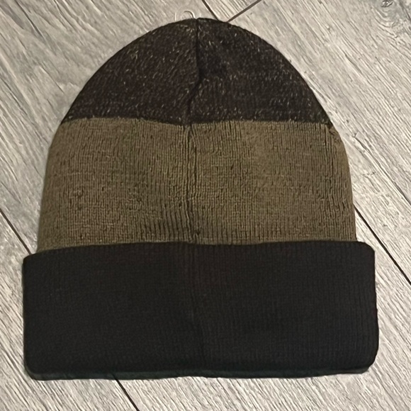 Mens 2 tone brown UGG beanie - Picture 2 of 3